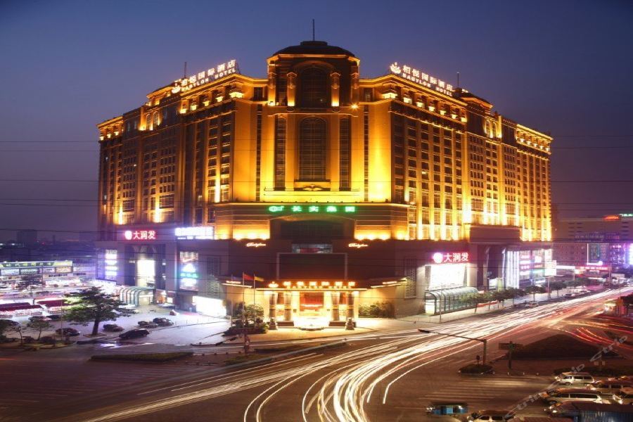 Dongguan Babylon Hotel Екстер'єр фото